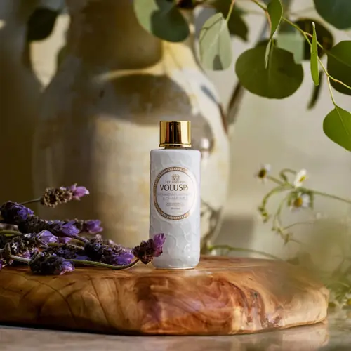 ÓLEO DIFUSOR ULTRASSÔNICO MOUNTAIN LAVENDER E CHAMOMILE